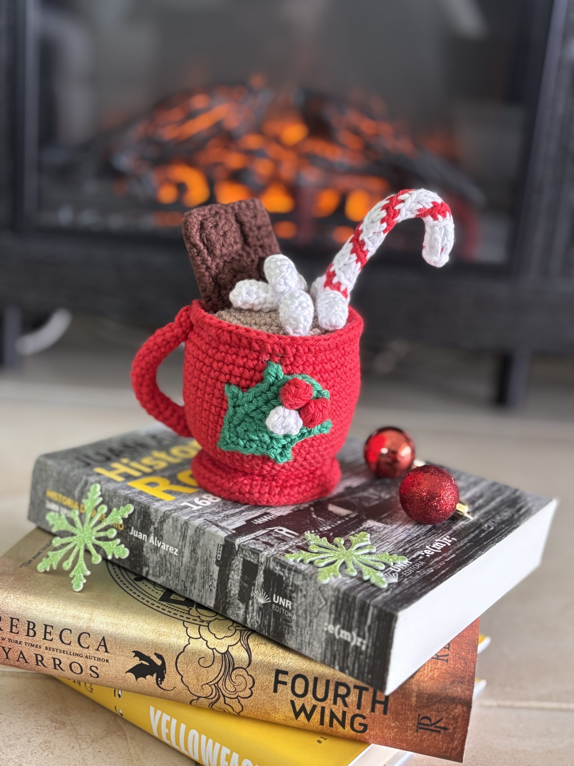Christmas crochet mug