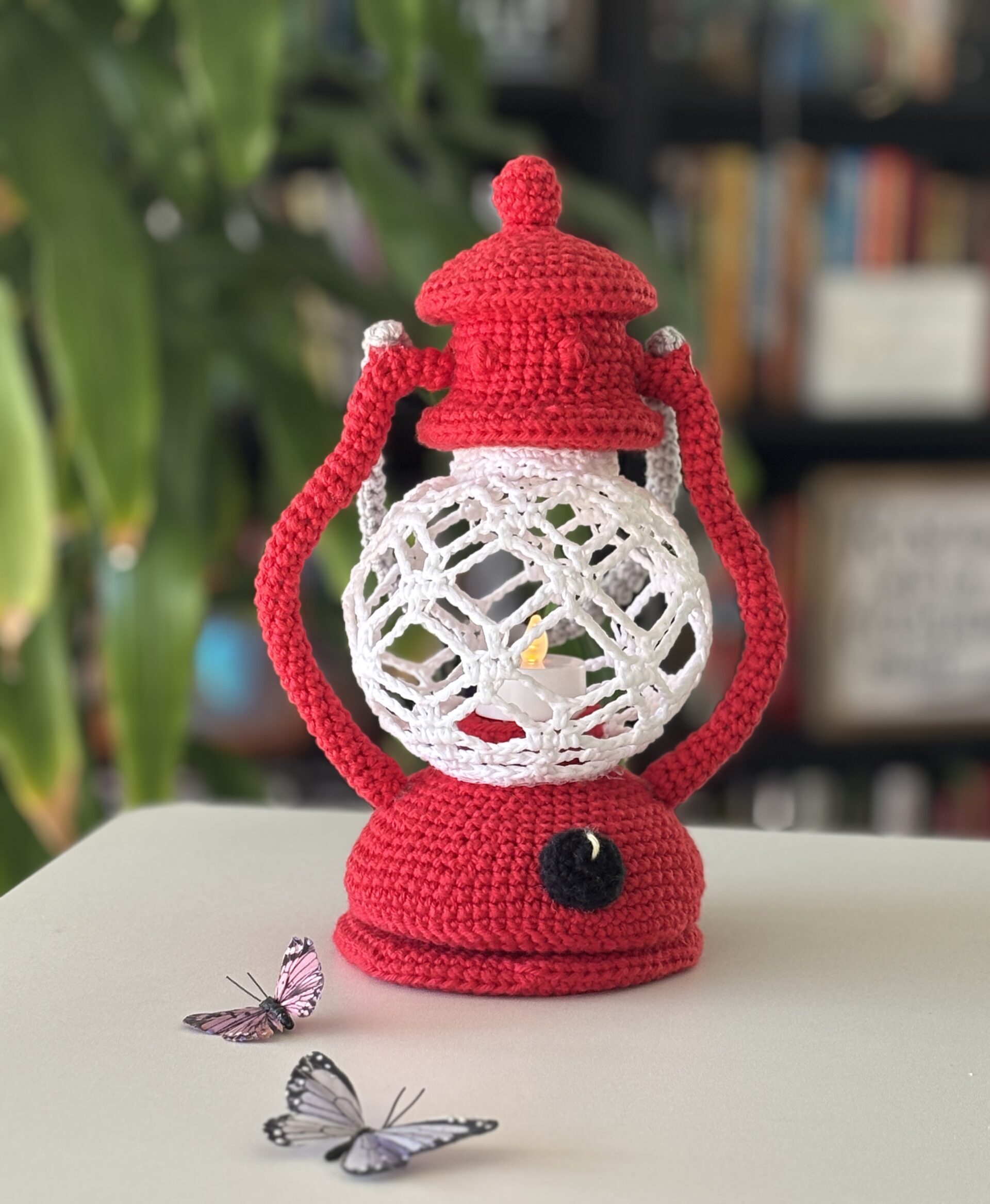 Crochet Lantern Pattern | Amigurumi | LED Tea Light Holder | PDF Pattern