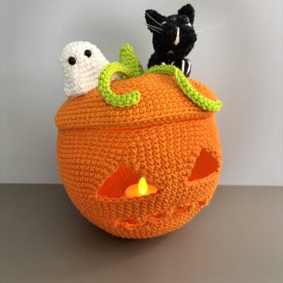 crochet pumpking jack o lantern