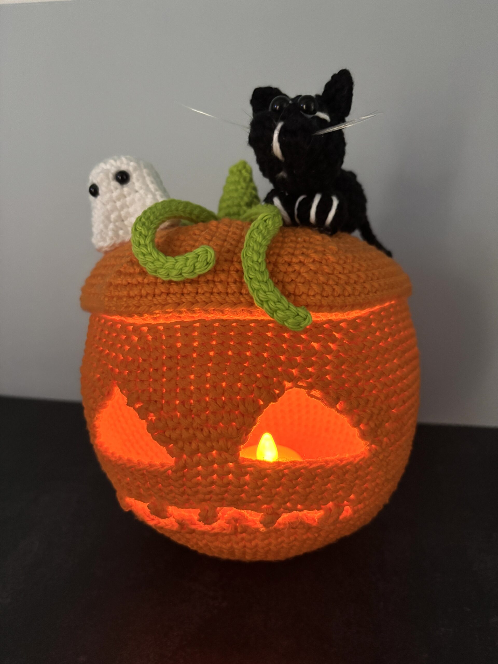 light up jack o lantern